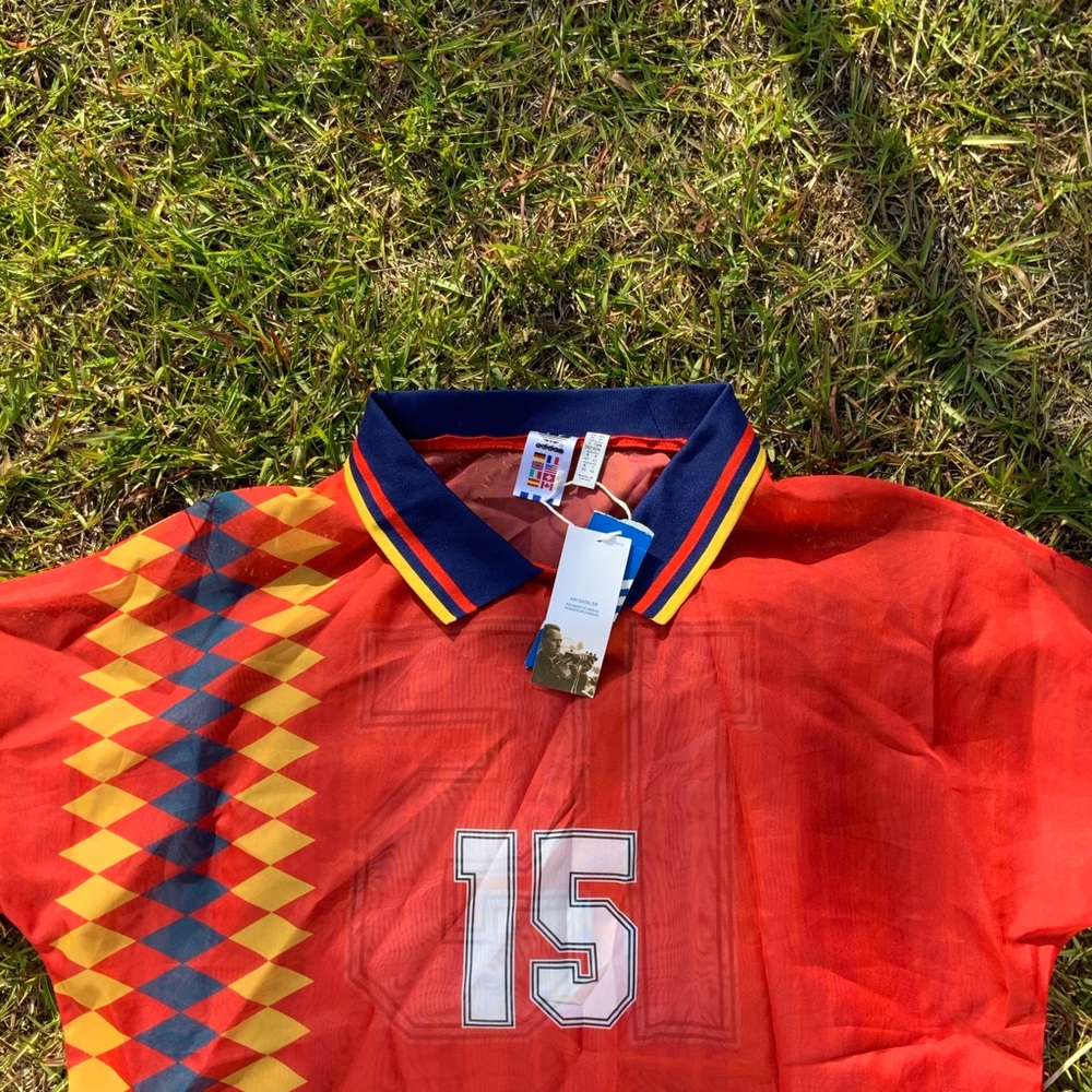 VINTAGE SEE THROUGH ADIDAS CROP TOP